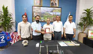 Sason Kütüphanesi Müdürü Mutalip Çelik yerel sivil toplum kuruluşları tarafından ödüllendirildi