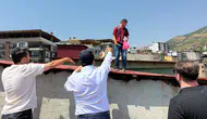 "İntiharkolik" Hasan İ. bu kez Şemdinli'de 7 katlı binaya çıktı
