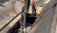 Karakoçan Belediyesi'nin dorsesi alevlere teslim oldu