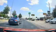 Diyarbakır yolunda çocukların tehlikeli sunrooftan çıkma anı görüntülendi