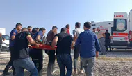 Van'ın Erciş ilçesinde hafif ticari araç takla attı, 6 kişi yaralandı