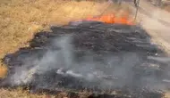 Elazığ Sürsürü Mahallesinde Korkutan Otluk Yangını Kontrol Altına Alındı
