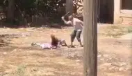 Bozova ilçesinde bir evlat yaşlı annesine sopayla vahşice saldırdı
