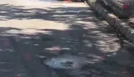 Muş sokaklarında seyir halindeki motosiklet aniden yanmaya başladı
