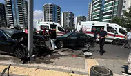 Kayapınar ilçesinde iki araç çarpıştı