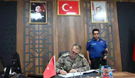 Emniyet Müdürü Sazak, Beytüşşebap'ta polislerle buluştu