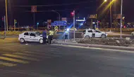 Bağlar ilçesinde iki aracın karıştığı trafik kazasında yedi kişi yaralandı