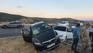 Bingöl Muş Karayolunda İki Otomobil Çarpıştı