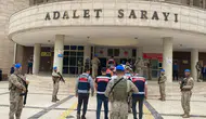 Şanlıurfa'da göçmen kaçakçılığı yapan 10 kişi hakim karşısına çıkarılıyor