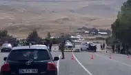 Muradiye'de kafa kafaya çarpışan iki araçta 2 kişi öldü, 9 kişi yaralandı