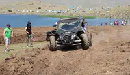 Ağrı Balık Gölü Şenlikleri binlerce kişiyi doğal güzellikte bir araya getirdi