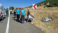 Bingöl yolunda hafif ticari araç devrildi 6 kişi yaralandı