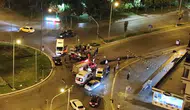 Diyarbakır'da kavşakta kontrolünü kaybeden sürücü kaldırıma çarptı