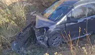 Yüksekova-Van karayolunda iki aracın karıştığı kazada dört kişi yaralandı