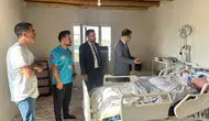 Cizre'de başhekimler evde sağlık hizmeti alan hastaları evlerinde ziyaret etti
