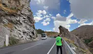 Bitlisli bisikletçiler tarihi Deliklitaş için pedal çevirdi