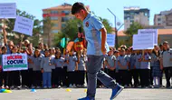 Elazığlı öğrenciler Gazze'deki akranları için gökyüzünü uçurtmalarla donattı