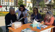 Yüksekova halkı parkta kurulan stantlarda sağlık kontrolünden geçiyor