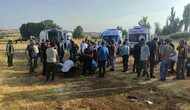 Diyarbakır yolunda otomobil devrildi 4'ü çocuk 9 kişi yaralandı
