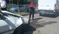 Siirt merkezde iki aracın karıştığı kazada iki kişi yaralandı