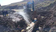 Hakkari'de 3 bin 500 rakımda su hattı için zorlu çalışma
