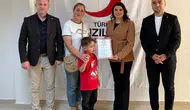 Tunceli'de düzenli kan bağışçılarına madalya takdim edildi
