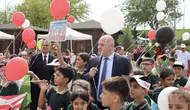 Diyarbakır gökyüzü Gazze için rengarenk uçurtmalarla doldu