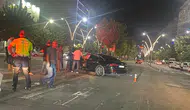 Batman Turgut Özal Caddesi üzerinde iki araç çarpıştı