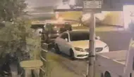 Batman'da park halindeki otomobili ateşe veren şüpheliler kameraya yakalandı