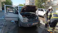 Batman Hilal Mahallesi'nde park halindeki otomobil alevlere teslim oldu