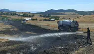 Hozat kırsalında çıkan ot yangını köylülerin yardımıyla söndürüldü