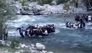 Yüksekova'da sarp arazide yaşamını yitiren vatandaşın cenazesi omuzlarda taşındı