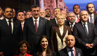 Cevdet Yılmaz Türkiye'nin ekonomik dayanıklılığını ve terörsüz çözüm sürecini değerlendirdi