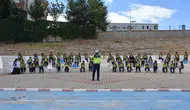 Siirtli çocuklar trafik kurallarını uygulamalı olarak öğreniyor