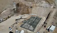 Ağrı'da okul için tepeyi tıraşladılar