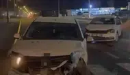 Nusaybin'de iki otomobil kavşakta çarpıştı