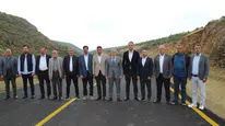Bingöl'de köy yollarında sıcak asfalt dönemi hız kazanıyor