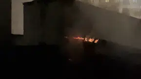 Yüksekova'da fırın çatısında çıkan yangın paniğe neden oldu