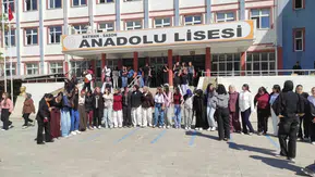 Sason Anadolu Lisesi öğrencileri sonbahar şenliğinde bir araya geldi