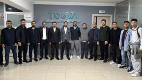 AK Parti İl Başkanı Yılmaz Seven gençlerle bir araya geldi