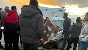 Yüksekova yolunda zincirleme kaza 11 kişi hastaneye kaldırıldı