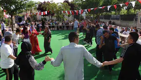 Şanlıurfa'da engelli bireyler sıra gecesiyle moral depoladı