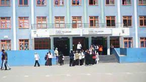 Muş’ta üniversite hayali için ter dökülüyor