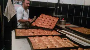 Çermik kaplıcaları açıldı turistler yöresel çöreğe hücum etti