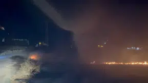 Kovancılar ilçesindeki otluk yangın itfaiye ekiplerinin müdahalesiyle büyümeden söndürüldü