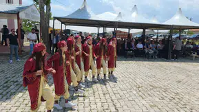 Trabzonlu ailelerin Van yolculuğu 61 yaşında