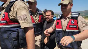 Tunceli'deki eski valiye elden milyonluk ödeme yaptığını itiraf etti