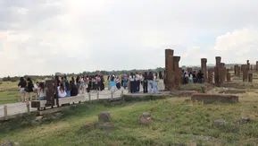 Ahlat Selçuklu Meydan Mezarlığı turistlerin ilgi odağı haline geldi