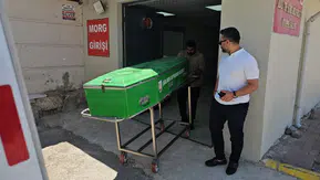 Şanlıurfa arazisinde bulunan cansız bedenin uyuşturucu kuryesine ait olduğu ortaya çıktı