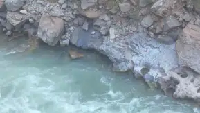 Habur Çayı kenarında huzur ararken sulara kapılan genç dokuz gündür aranıyor